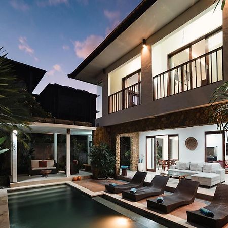 Villa C31 Seminyak Zewnętrze zdjęcie